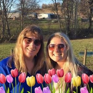 Meet your Posher, Carla